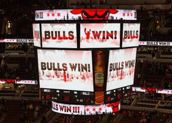 Chicago Bulls vs Lakers Stats Breakdown: Key player performances, team comparisons, and tactical analysis of the 146-115 victory by the Chicago Bulls