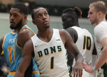 11/9/21: USF MBB vs LIU at War Memorial Gym at the Sobrato Center in San Francisco, CA. Image by Chris M. Leung for USF Dons Athletics