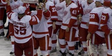 How many teams in the Stanley Cup Playoffs? 16 teams compete for the Stanley Cup in 2025.